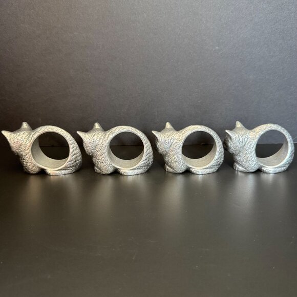 Vintage Set Of 4 Cat Shaped Napkin Rings Metal Table Decor Gift Ready - Picture 2 of 8